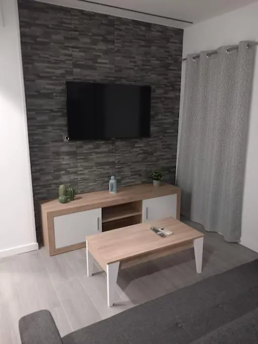Nice Family Flat Close To The Centre-V-Estrell Malaga 0*,  Spain